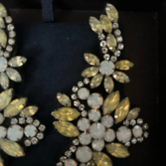 LAST WEEKEND-JCREW COLLECTION PERFECT BN Condition Rhinestone Earrings BEAUTIFUL - Picture 4 of 5